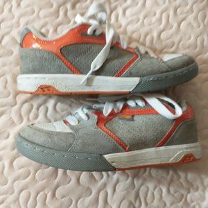 TONY HAWK SIGNATURE SERIES SNEAKERS... EUC